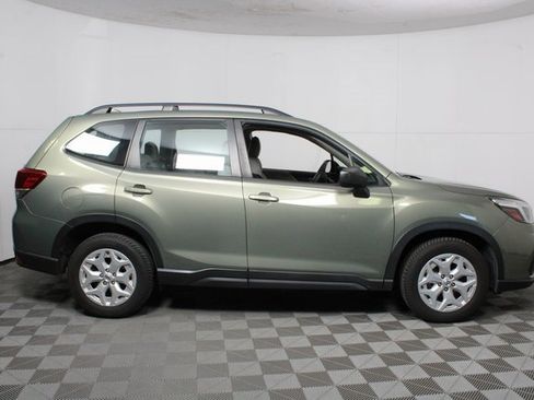 Used 2021 Subaru Forester image 6