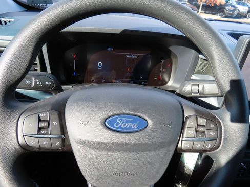 New 2026 Ford Maverick XL image 9