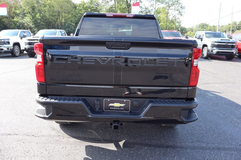 New 2026 Chevrolet Silverado 1500 Custom w/ Rally Edition AWD/4WD image 23