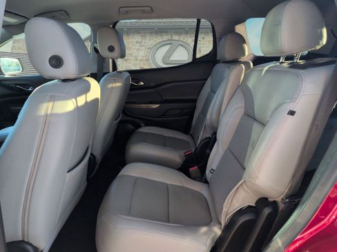 Used 2023 GMC Acadia SLE w/ Driver Convenience Package image 20