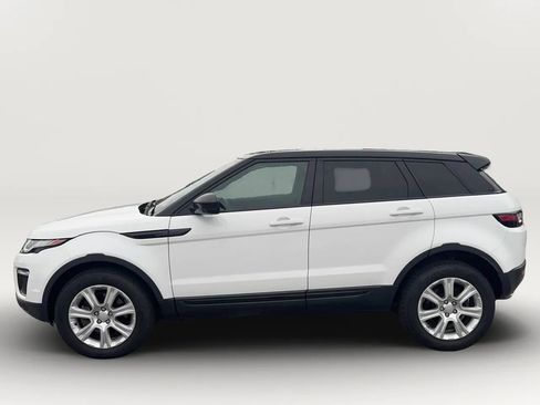 Used 2018 Land Rover Range Rover Evoque SE Premium image 4
