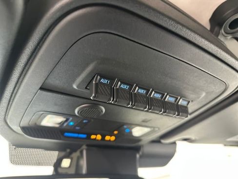 Certified 2025 Ford Bronco Badlands image 30