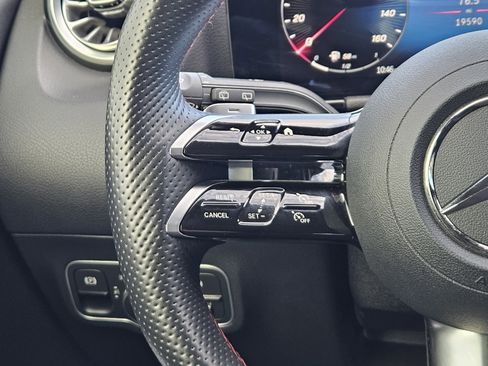 Certified 2024 Mercedes-Benz GLA 250 image 28