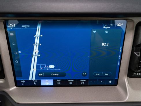 Used 2025 Ford Bronco Outer Banks AWD/4WD image 17