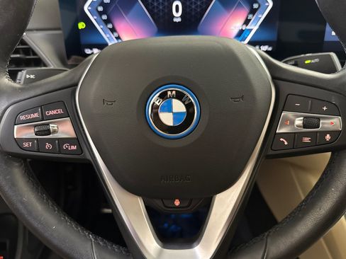 Certified 2023 BMW i4 eDrive35 w/ Premium Package RWD image 17