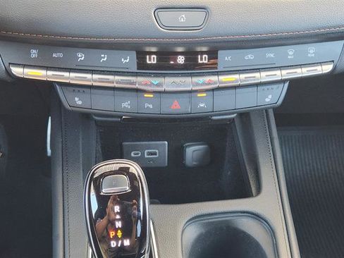 Used 2022 Cadillac XT4 Sport w/ Enhanced Visibility Package image 15