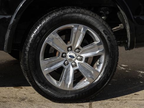 Used 2016 Ford F150 Platinum w/ Equipment Group 701A Luxury image 49