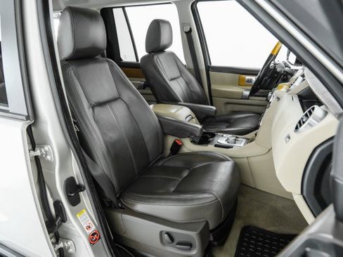 Used 2015 Land Rover LR4 HSE LUX image 36