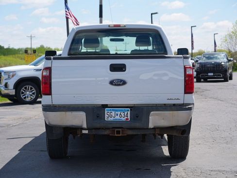 Used 2011 Ford F250 XL w/ XL Value Pkg AWD/4WD image 4