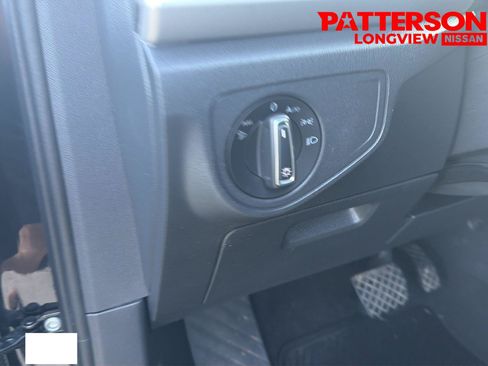 Used 2023 Volkswagen Atlas SE FWD image 8