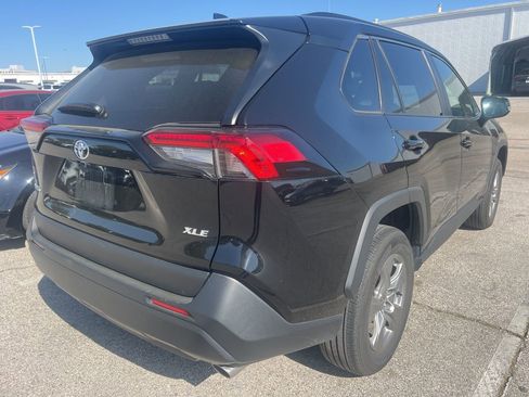 Used 2025 Toyota RAV4 XLE image 4