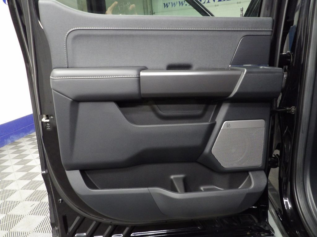 Used 2025 Ford F150 Lariat AWD/4WD image 63