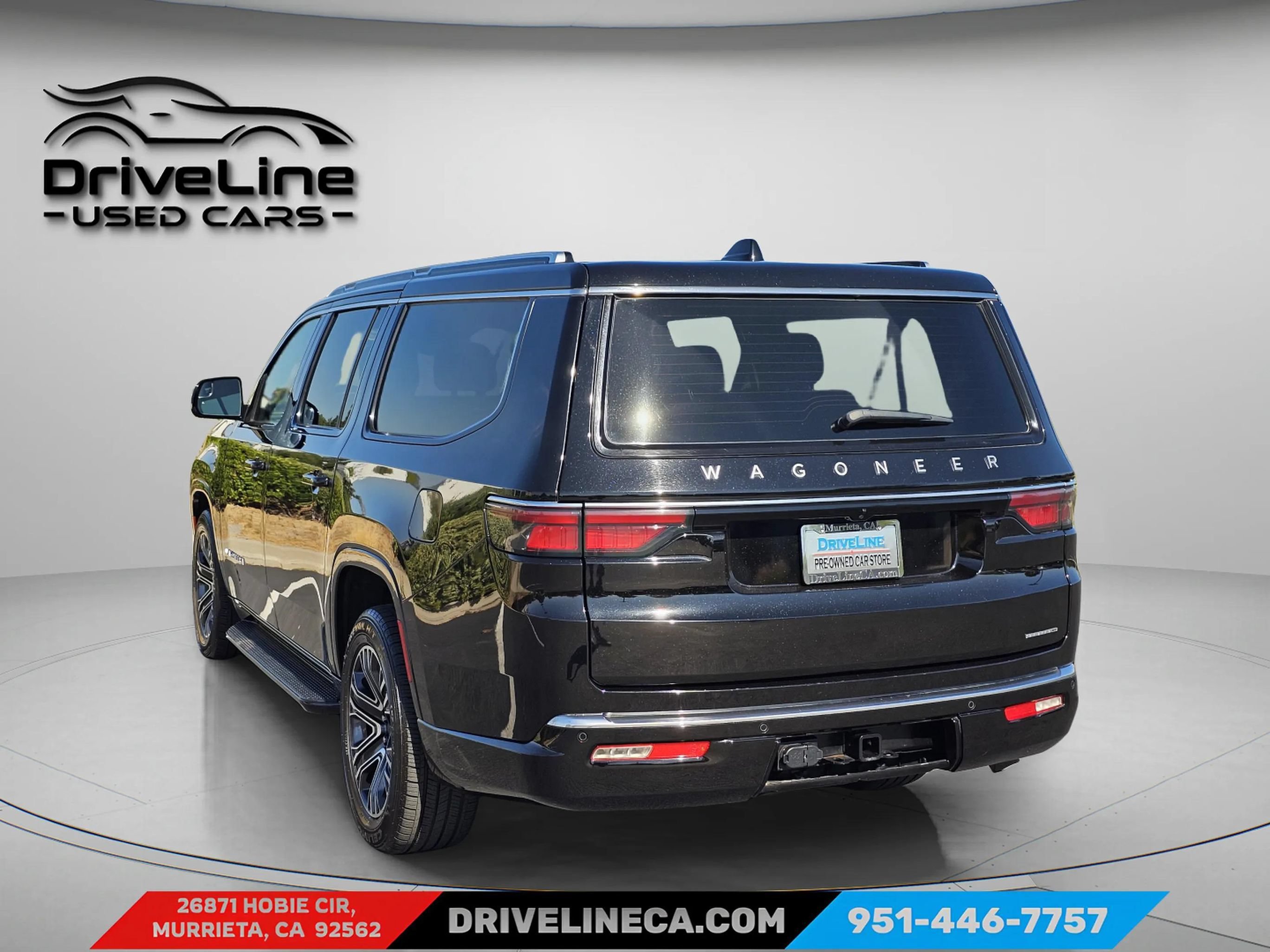 Used 2024 Jeep Wagoneer L Series II w/ Flexible Seating Group AWD/4WD image 6