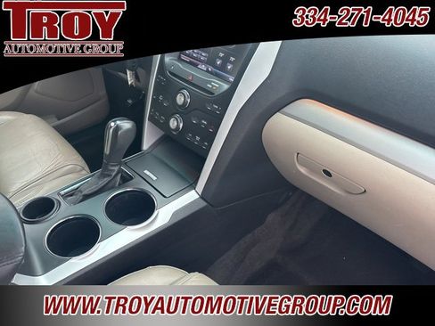 Used 2013 Ford Explorer XLT image 26