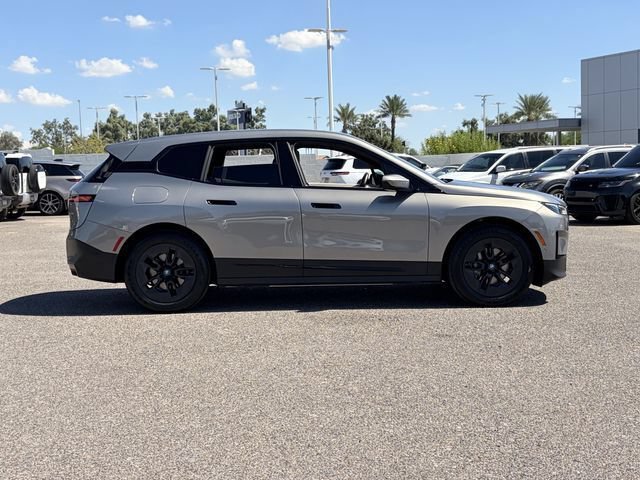 Used 2024 BMW iX xDrive50 w/ Convenience Package AWD/4WD image 6