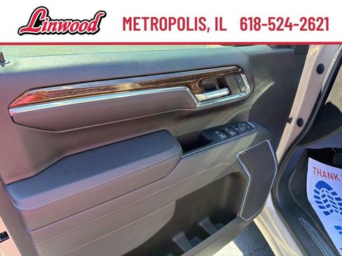Used 2023 GMC Sierra 1500 Elevation AWD/4WD image 13