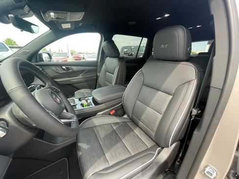 New 2026 Buick Enclave Sport Touring w/ Power Package FWD image 21