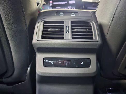 New 2025 Audi Q5 Prestige image 19