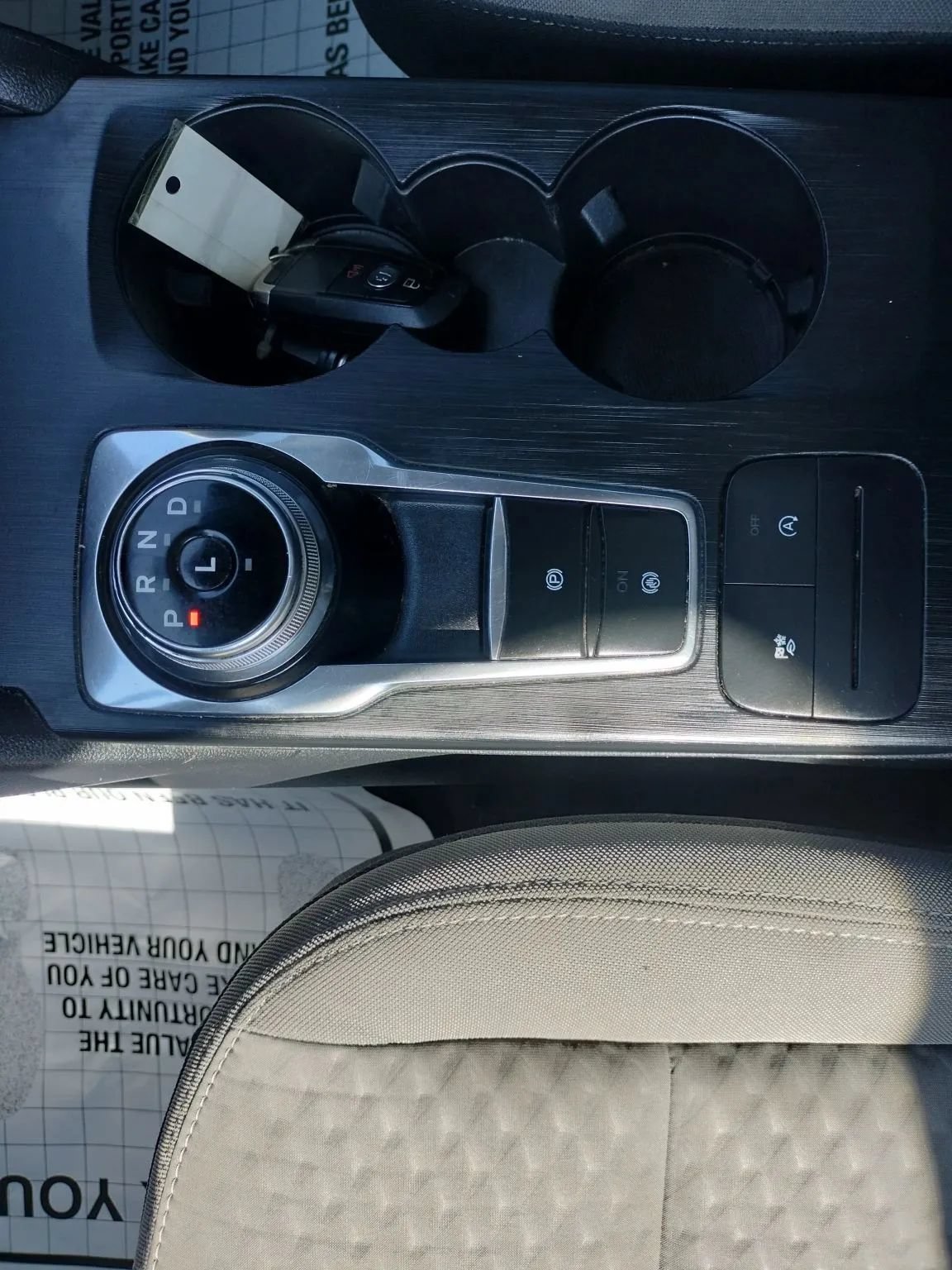 Used 2020 Ford Escape SE FWD image 38