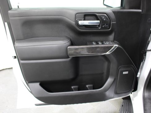 Used 2021 Chevrolet Silverado 1500 LTZ w/ LTZ Premium Package AWD/4WD image 6