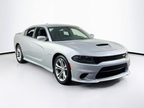 Used 2022 Dodge Charger R/T RWD image 3