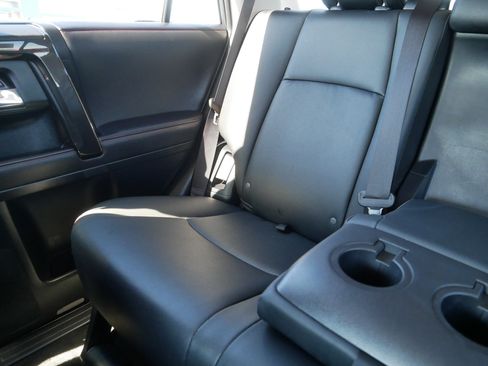 Used 2024 Toyota 4Runner TRD Off-Road Premium w/ Off Road Premium Plus Package AWD/4WD image 12