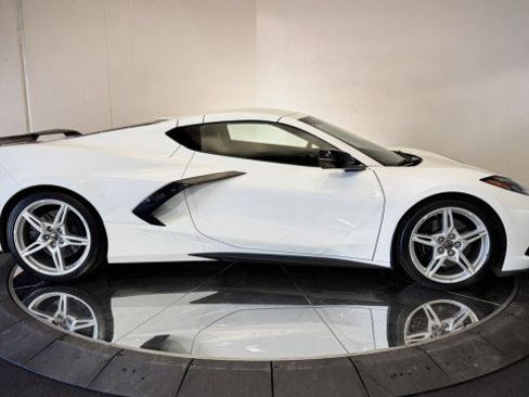 Used 2023 Chevrolet Corvette 3LT w/ Z51 Performance Package image 28