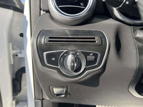 Used 2022 Mercedes-Benz GLC 43 AMG 4MATIC image 23