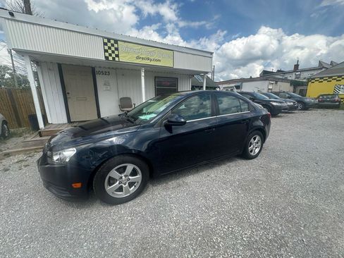 Used 2014 Chevrolet Cruze LT FWD image 1
