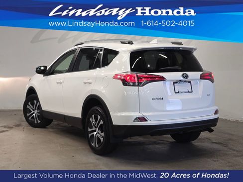 Used 2018 Toyota RAV4 LE w/ All Weather Liner Package image 4