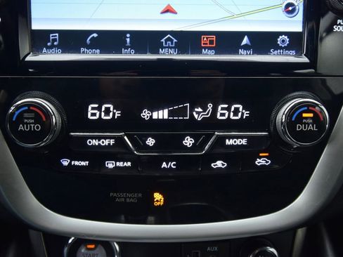 Used 2018 Nissan Murano SL w/ Moonroof Package image 36