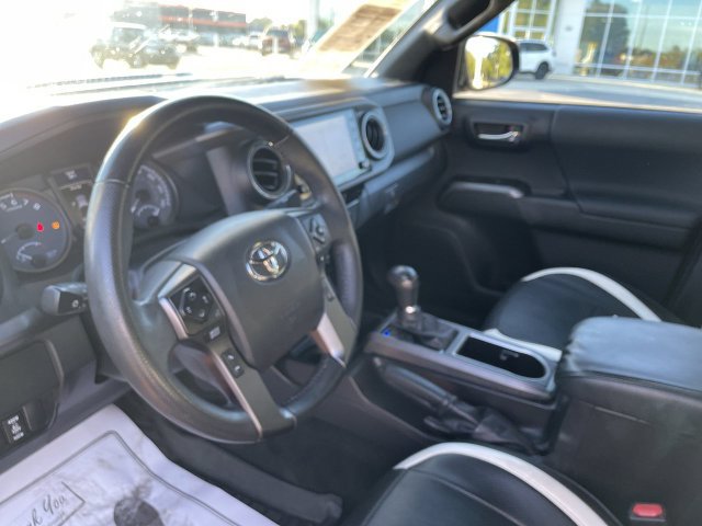 Used 2023 Toyota Tacoma TRD Sport w/ Advanced Technology Package AWD/4WD image 15