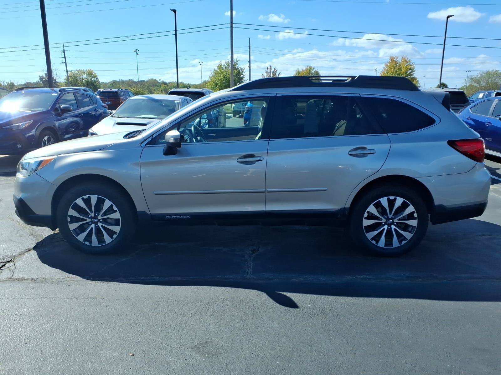 Used 2017 Subaru Outback 2.5i Limited AWD/4WD image 4