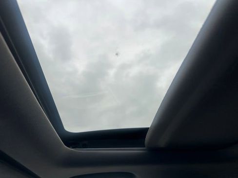 Used 2019 Honda CR-V EX image 10