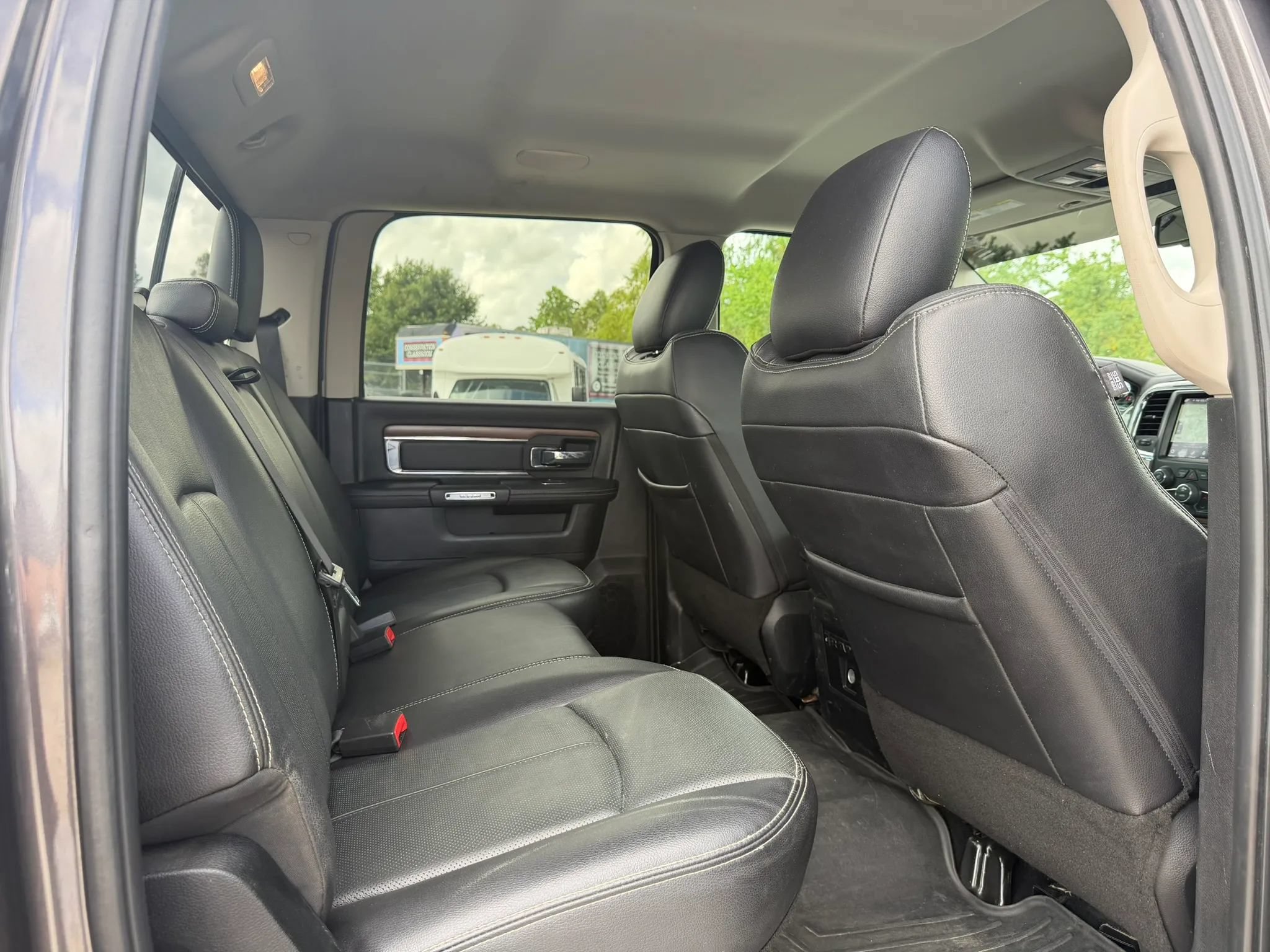 Used 2018 RAM 3500 Laramie AWD/4WD image 21