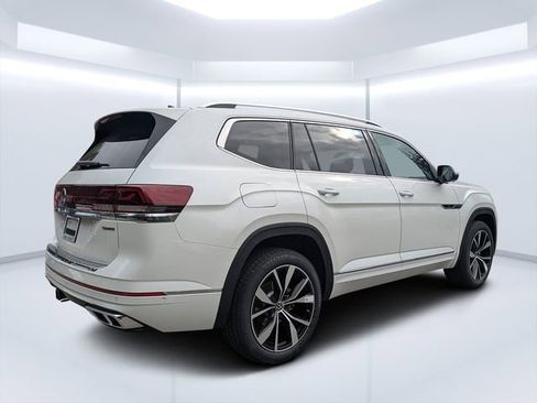 New 2026 Volkswagen Atlas SEL Premium R-Line AWD/4WD image 3