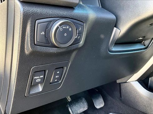 Used 2020 Ford F150 Raptor w/ Equipment Group 802A Luxury image 35