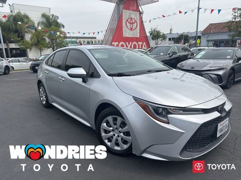 Used 2022 Toyota Corolla LE w/ Carpet Mat Package (TMS) image 1