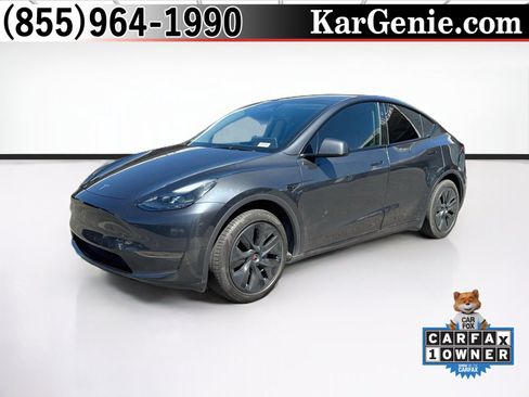 Used 2024 Tesla Model Y Long Range RWD image 1