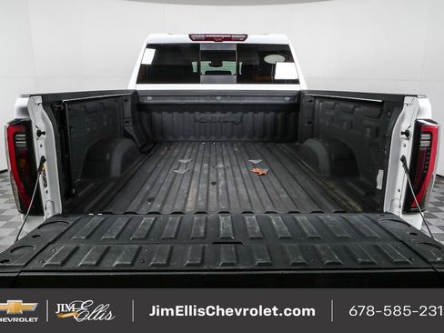 Used 2024 GMC Sierra 2500 AT4 w/ Technology Package image 28