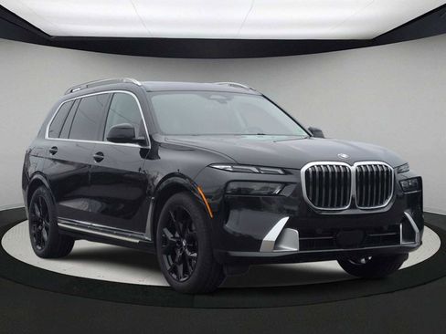 Certified 2023 BMW X7 xDrive40i w/ Executive Package image 2