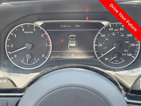 Used 2023 Nissan Rogue SV FWD image 7