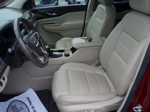 Used 2019 GMC Acadia Denali w/ Technology Package image 17