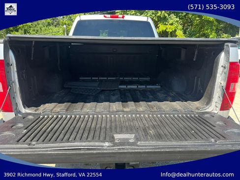Used 2014 Chevrolet Silverado 2500 LTZ w/ LTZ Plus Package AWD/4WD image 15