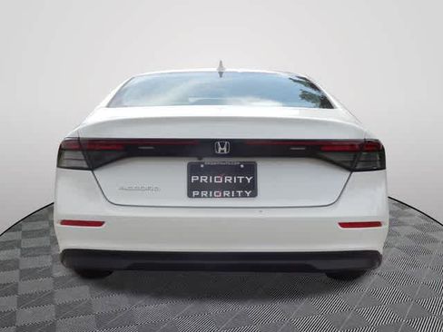 Used 2024 Honda Accord EX image 3