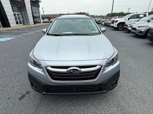 Used 2021 Subaru Outback Premium AWD/4WD image 9