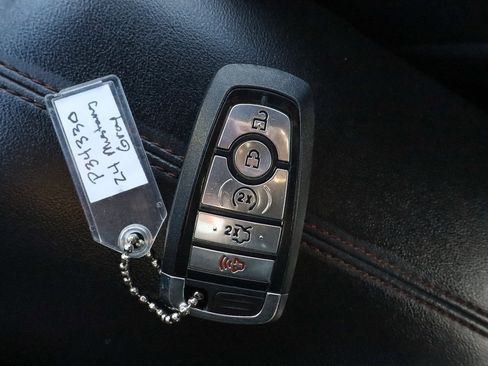 Used 2024 Ford Mustang Premium image 32