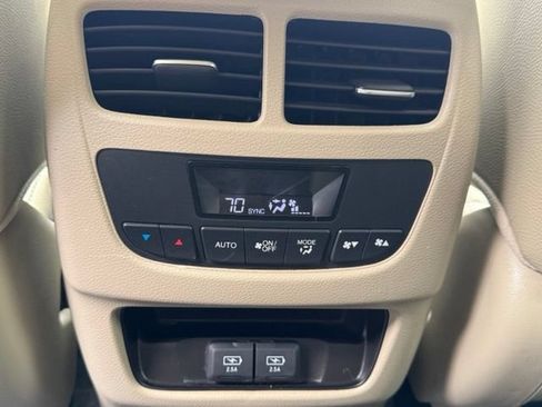 Used 2018 Acura MDX SH-AWD w/ Technology Package image 17