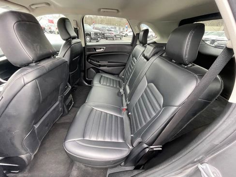 Used 2024 Ford Edge SEL image 18