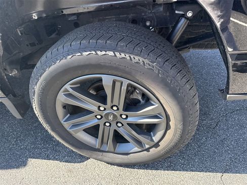 Used 2023 Ford F150 Lariat w/ Equipment Group 502A High image 20